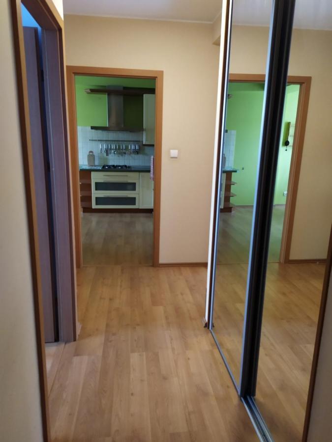 Apartament Swarzedzアパートメント エクステリア 写真